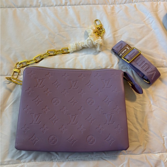 Louis Vuitton Lavender Clutch with Gold Chain - Picture 1 of 3